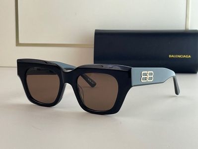 Balenciaga Sunglasses 607